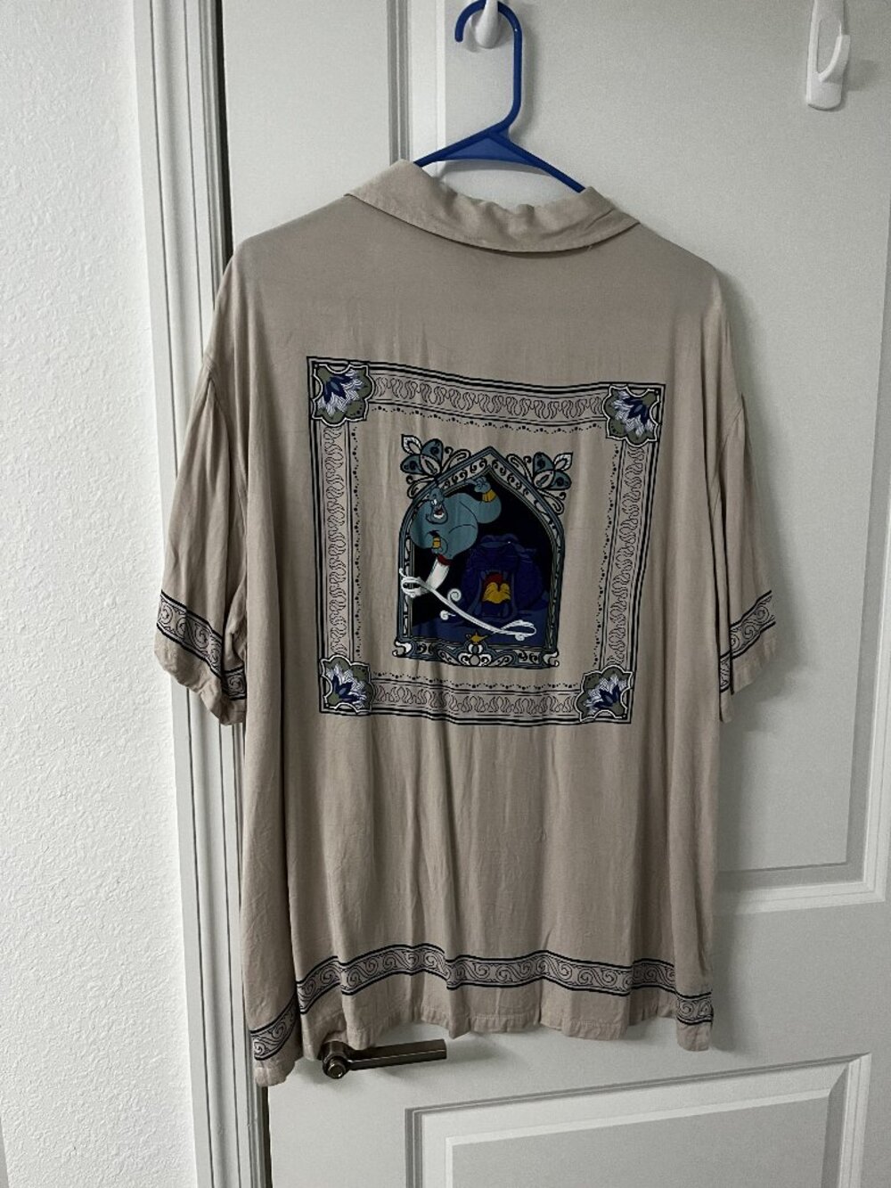 Her Universe XL Mens Bowling Shirt Aladdin Genie